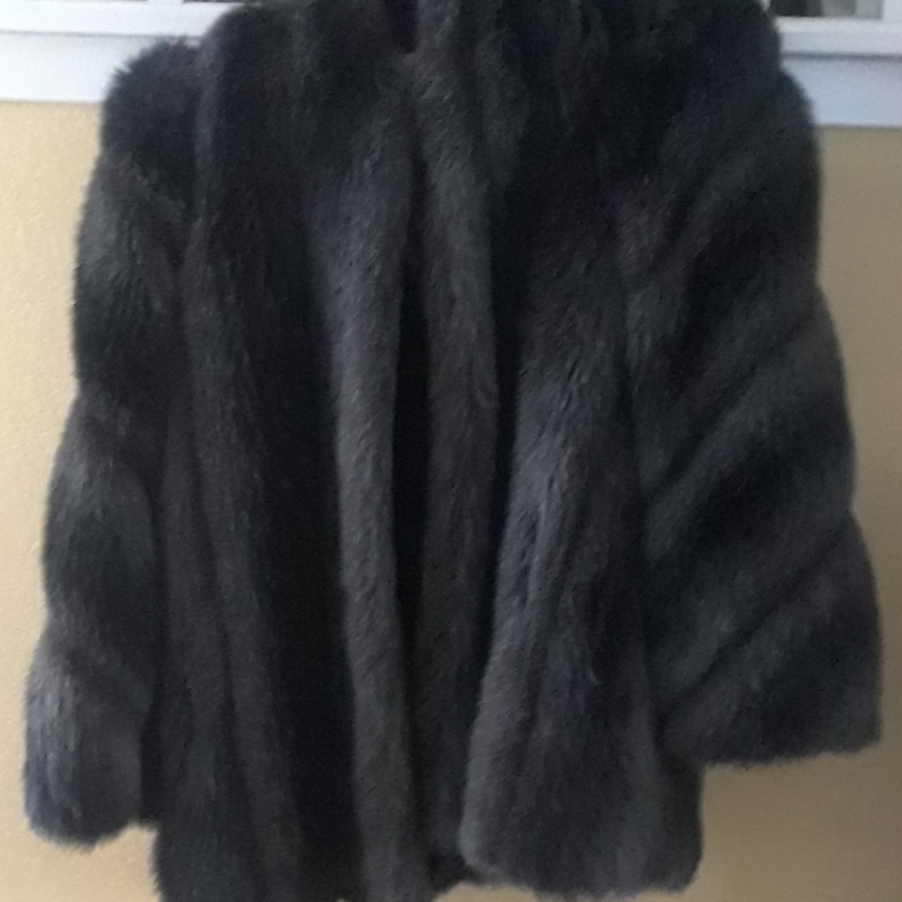Vintage Intrigue faux fur jacket size 16